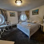 Zamek Karnity 3*