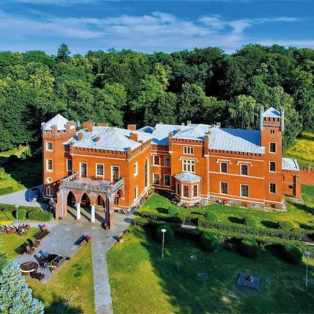 Zamek Karnity Otel 3*