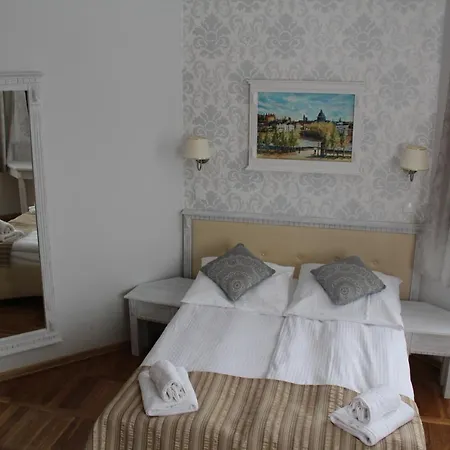 Zamek Karnity Otel 3*