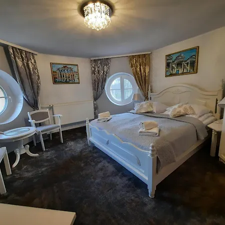 Zamek Karnity 3*