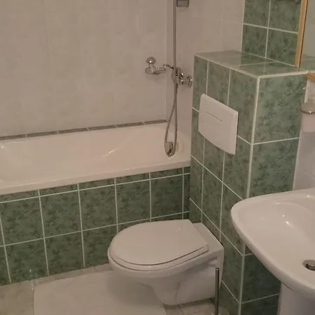 Zamek Karnity 3*