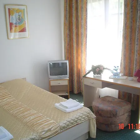Zamek Karnity 3* Miłomłyn