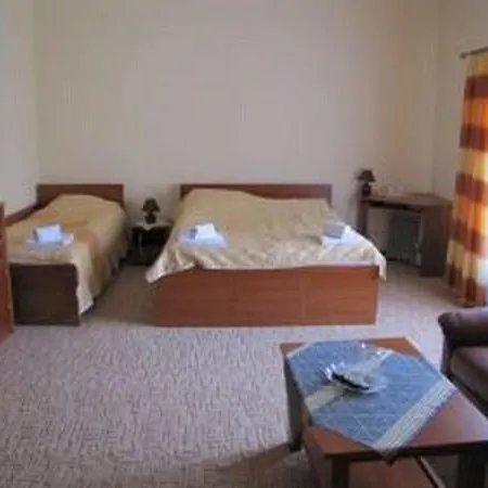 Hotel Zamek Karnity 3*