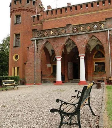 Otel Zamek Karnity Miłomłyn